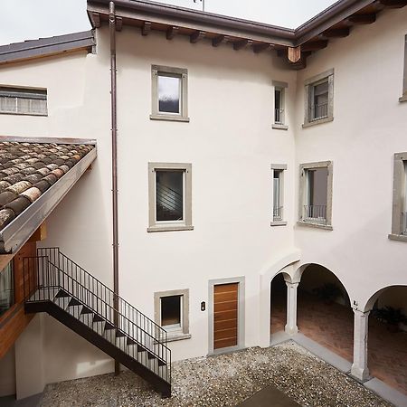 مبيت وإفطار Monasterolo del Castello Palazzo Eleonora المظهر الخارجي الصورة