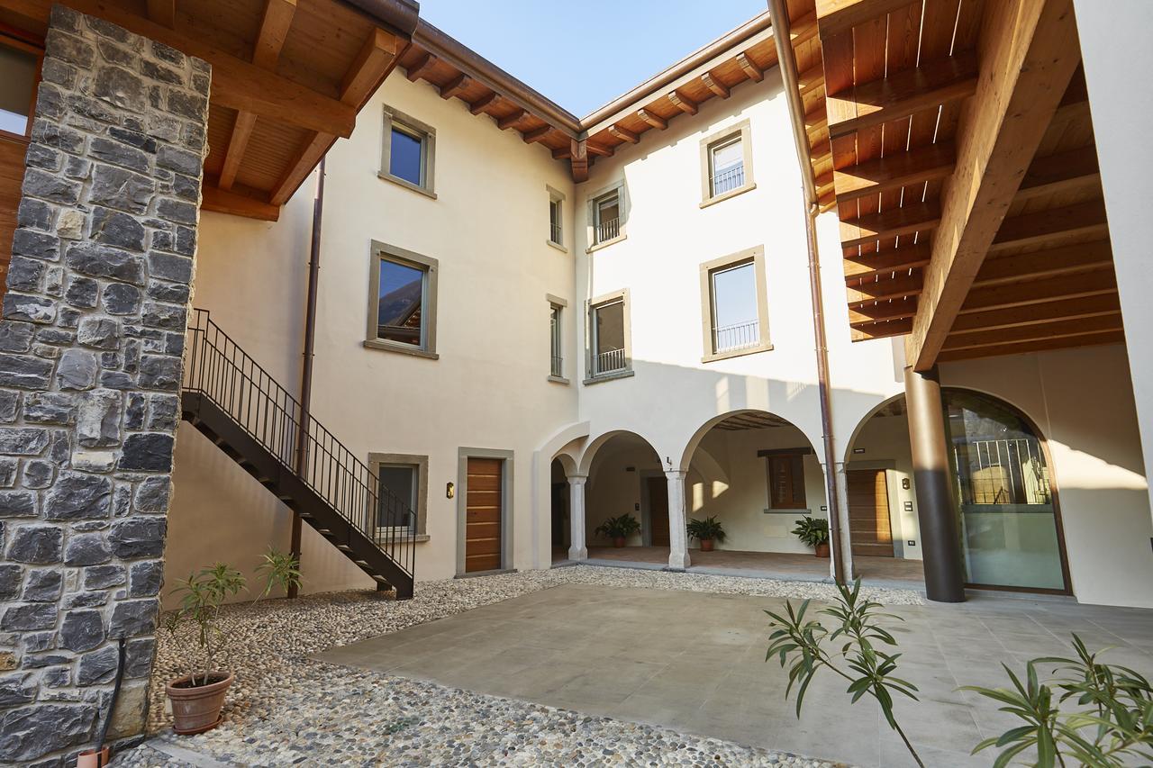 مبيت وإفطار Monasterolo del Castello Palazzo Eleonora المظهر الخارجي الصورة